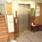 エレベーターホール（1F）